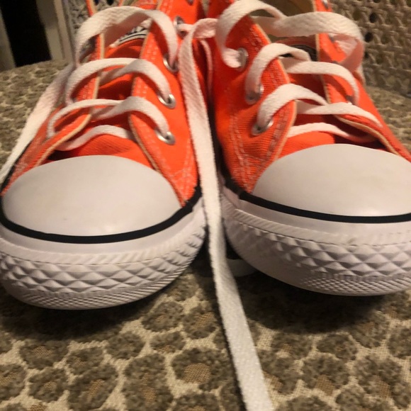 *** Girls Converse *** SZ 3 - Picture 3 of 5
